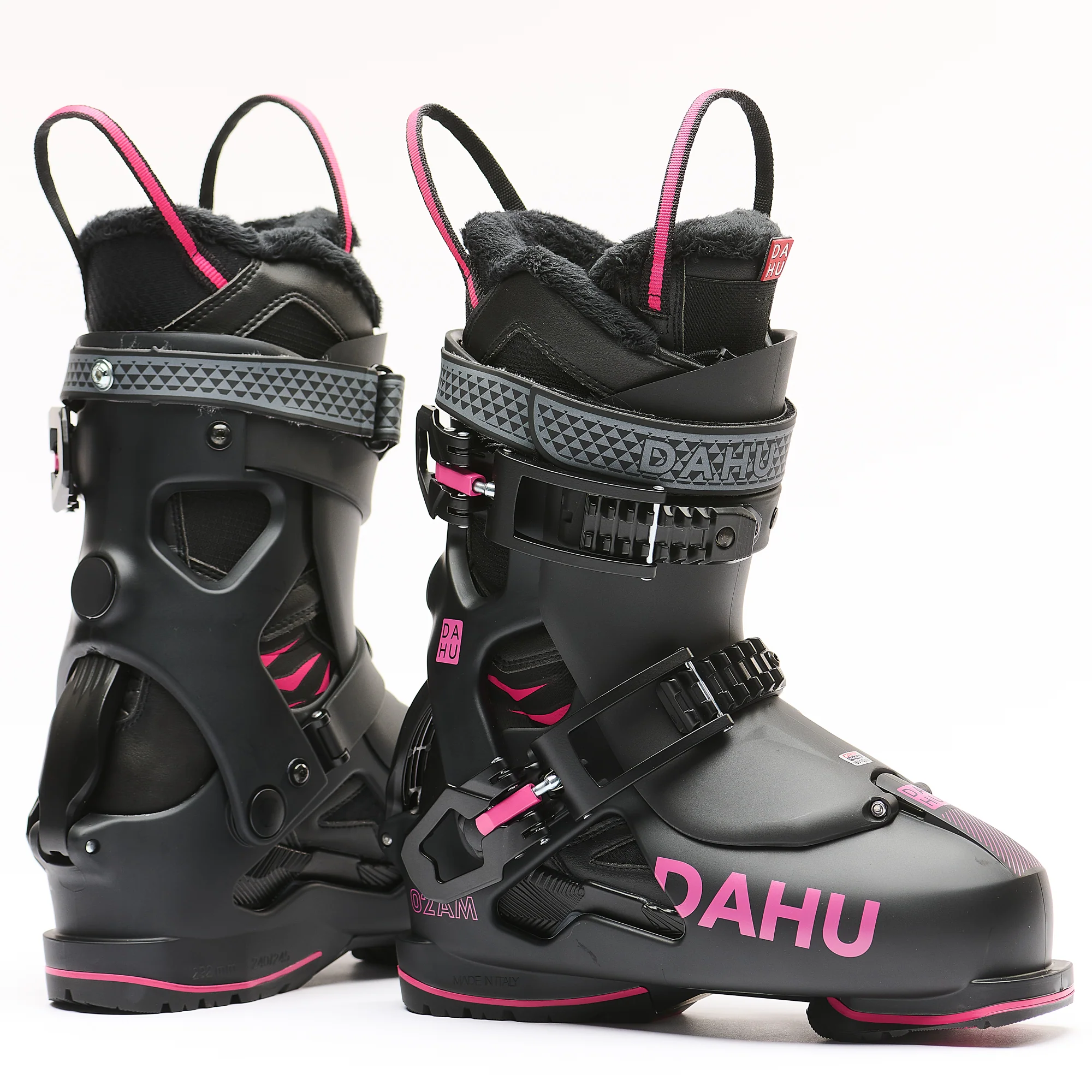 Women's 02AM Black-Magenta - Image 2